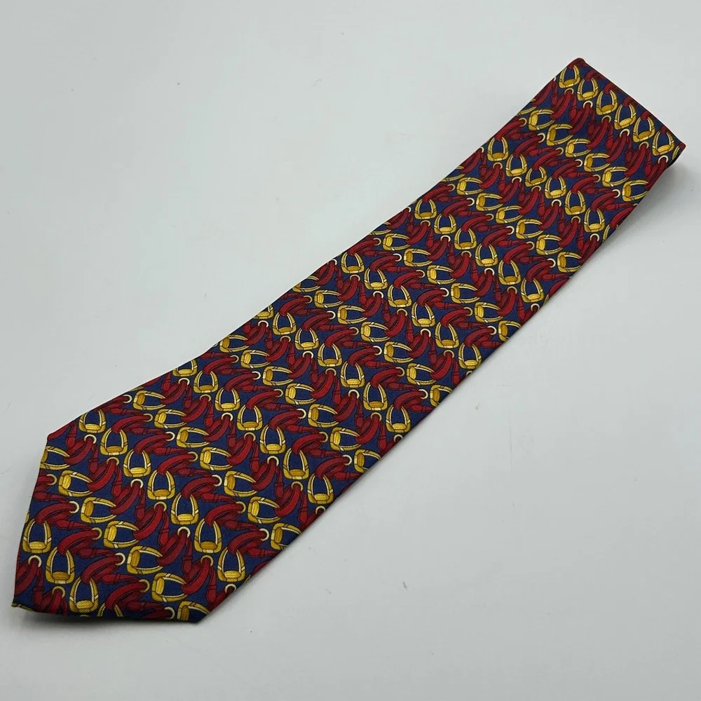 Pristine Vintage GUCCI Silk Tie Equestrian Horsebit Chain Motif NWOT Navy Red